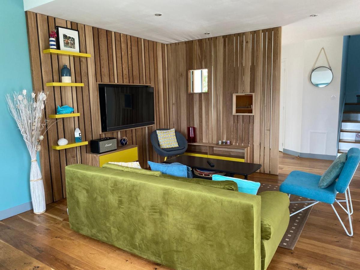 Maison Le Palais, 4 pièces, 6 personnes - FR-1-418-124 Extérieur photo
